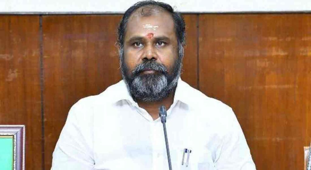 எடப்பாடியார் மத்திய அரசை வலியுறுத்தி நிதியை பெற்றது போல் திமுக அரசும் மத்திய அரசை வலியுறுத்தி நிதியை பெற வேண்டும்
