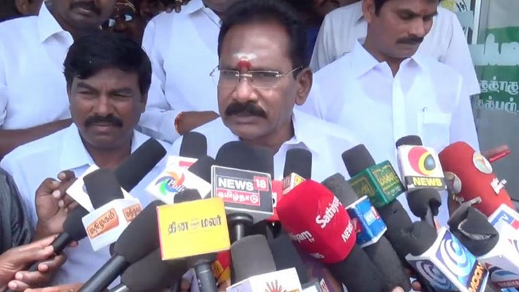 இந்தியாவில் வடை சுடுவது பிரதமர் நரேந்திர மோடி-தமிழ்நாட்டில் வடை சுடுவது முதலமைச்சர் மு.க.ஸ்டாலின்- பிரதமர் மோடி மற்றும் தமிழ்நாடு முதலமைச்சர் குறித்து அதிமுக முன்னாள் அமைச்சர் செல்லூர் ராஜு விமர்சனம்