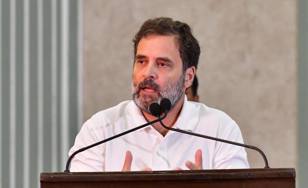 ஆட்சிக்கு வந்தால் காலியாக உள்ள 30 லட்சம் அரசு பணியிடங்களை நிரப்புவோம்- ராகுல் காந்தி வாக்குறுதி